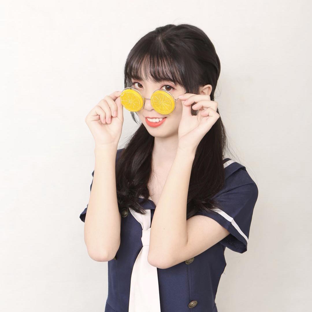 小梁同学来迟