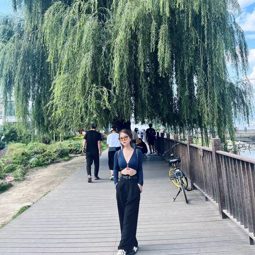 不是美女