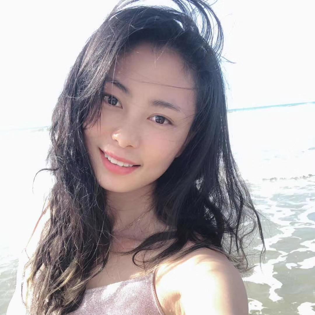 西西 吖