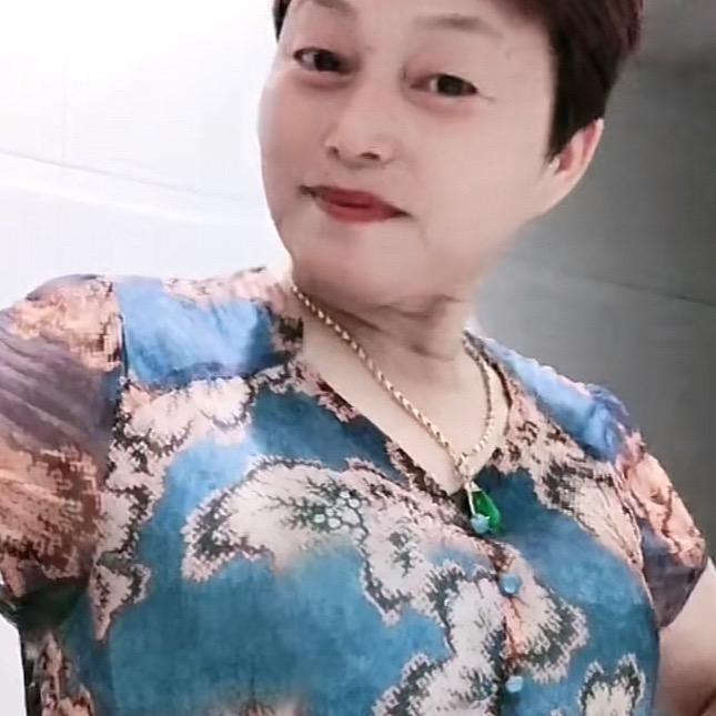 爱跳舞的活宝
