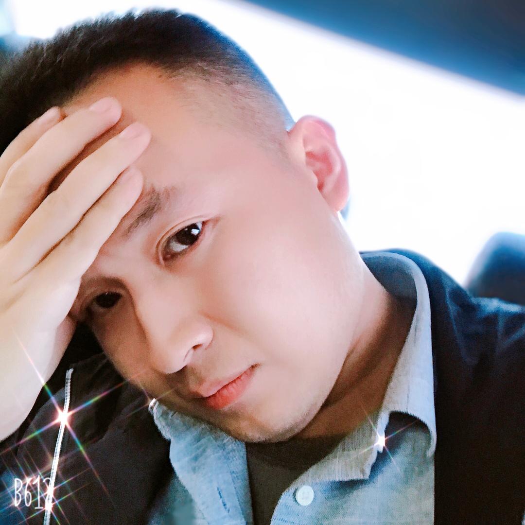 ღ裂缝中的阳光࿐