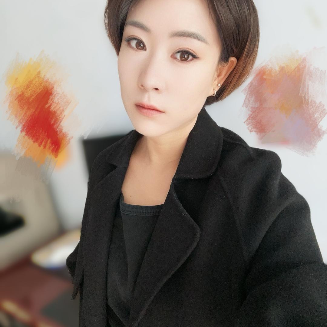 姜某某