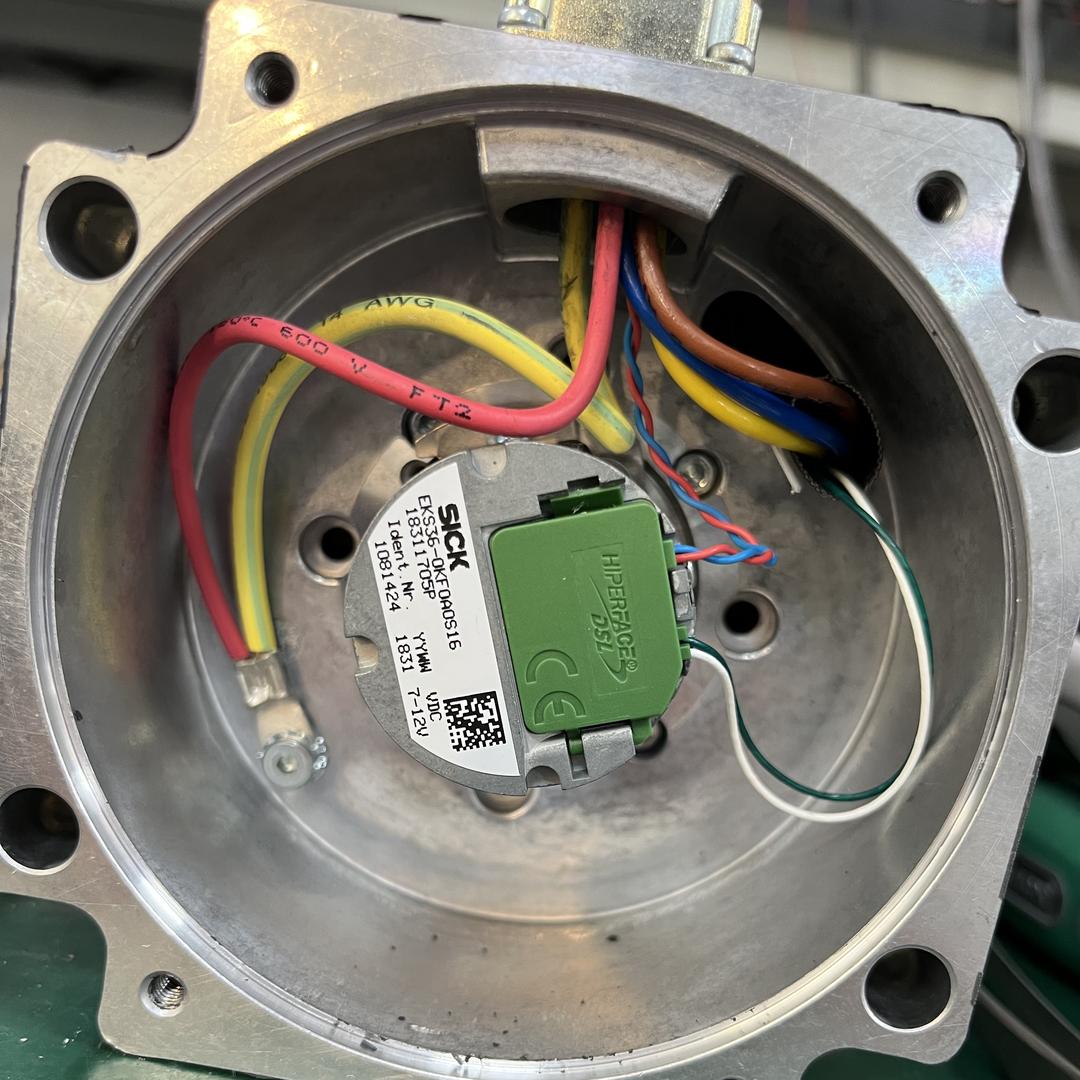 伺服电机维修刘工