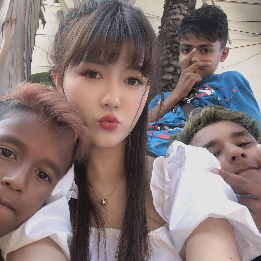 瑞丽小二