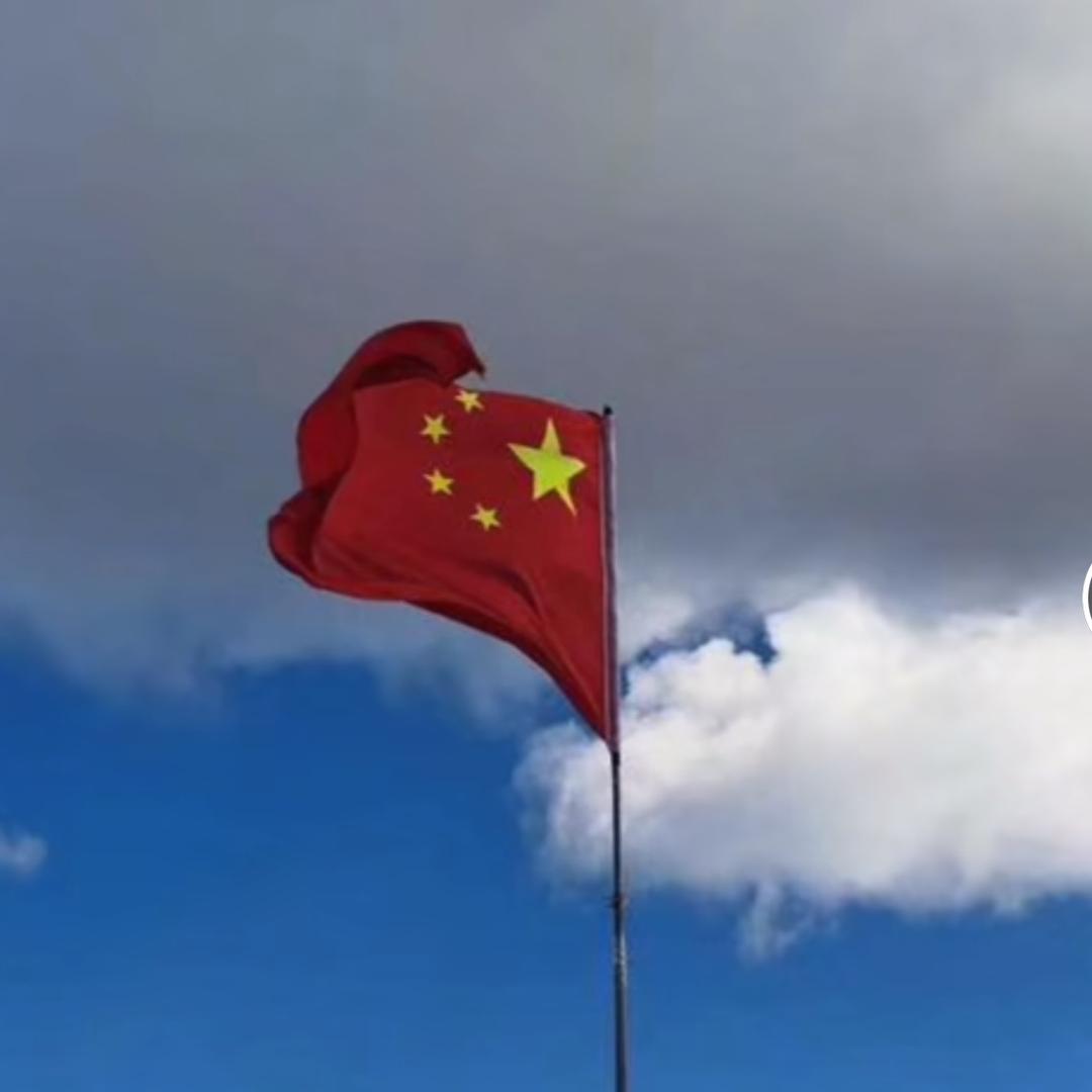 黑色屁股