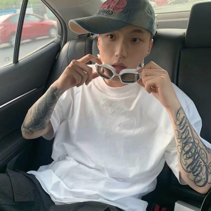L🧊J🔝