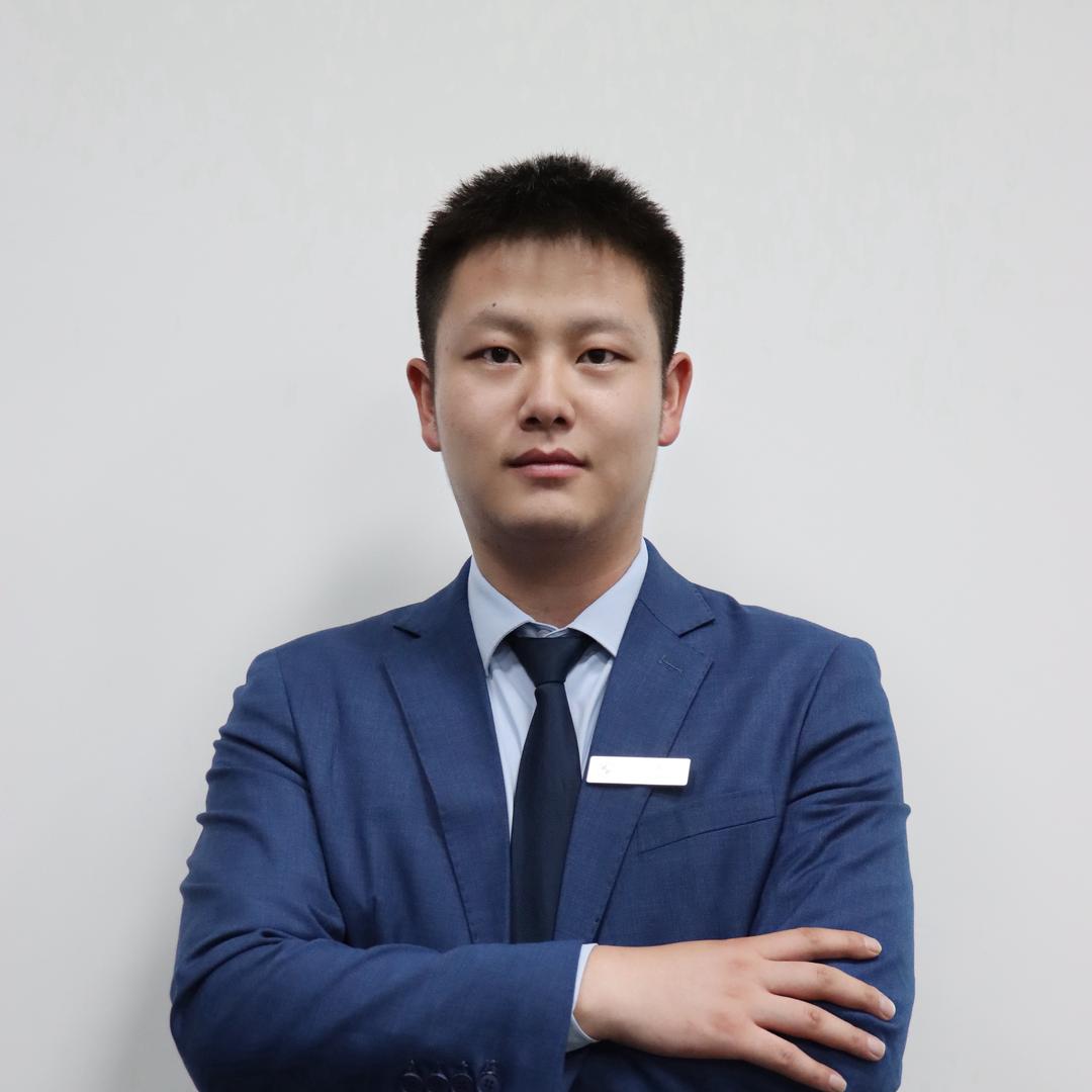 宝鑫行宝马-汤百钰