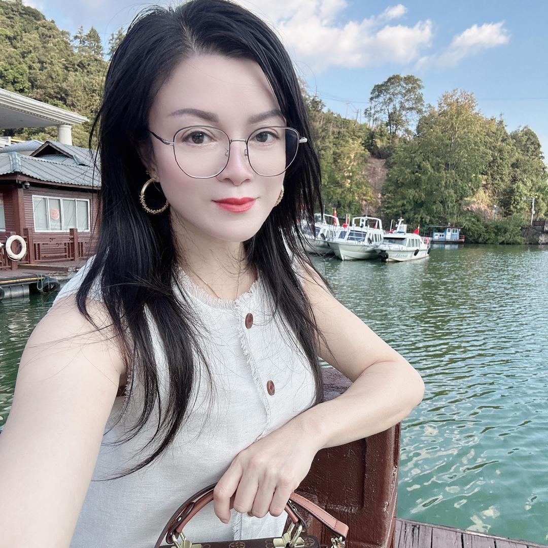 敏儿爱唱跳🎙️