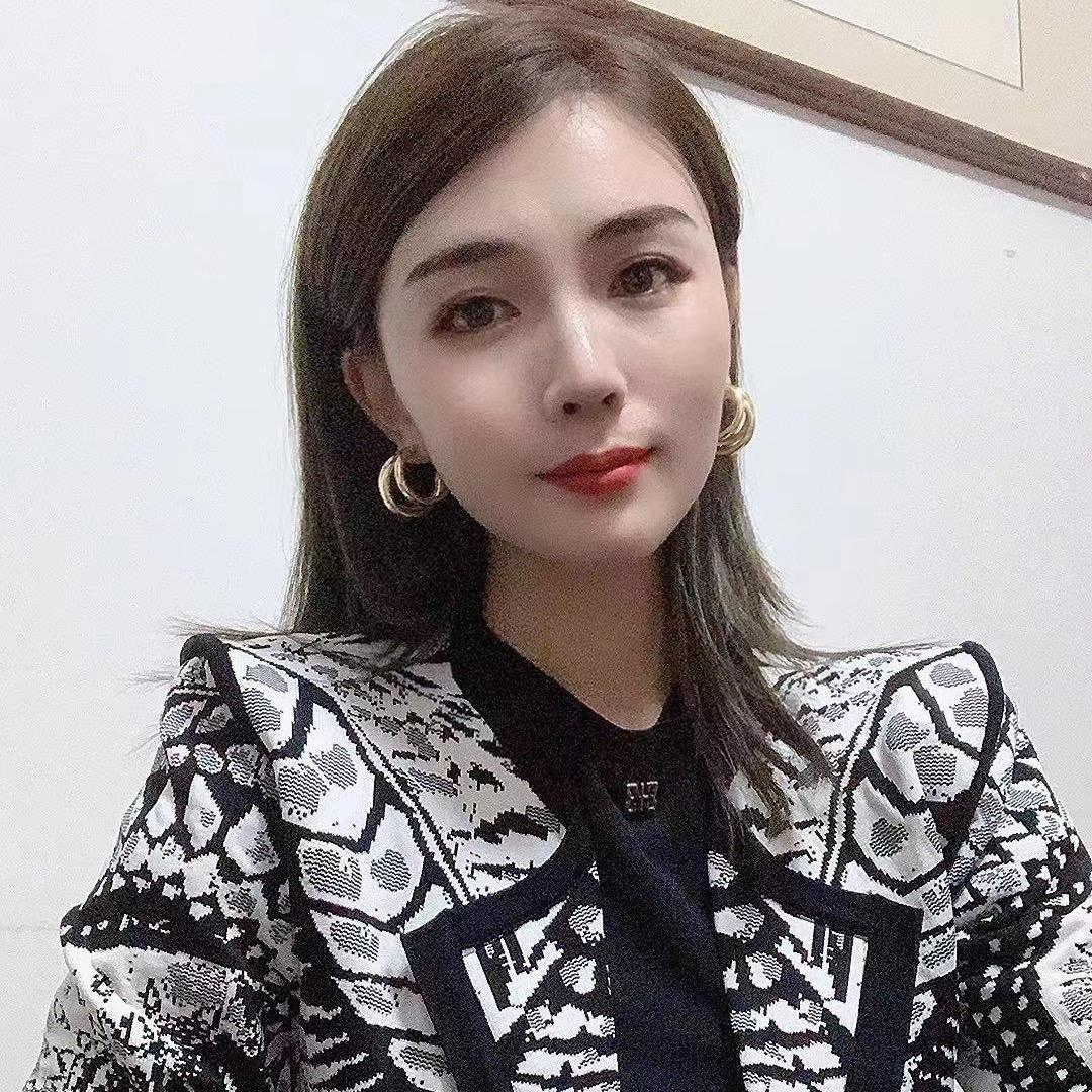刘琴美妆工厂店