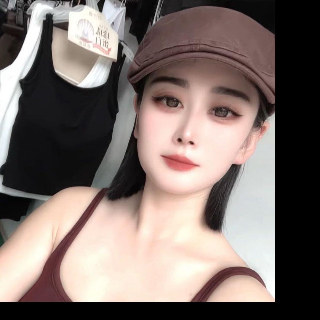 九顶小雪童装馆