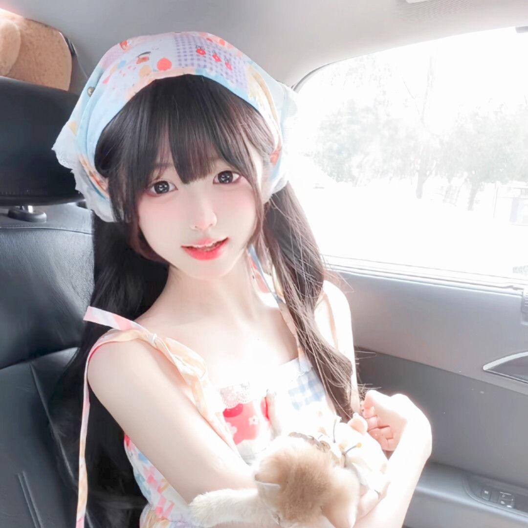 强大的坚果