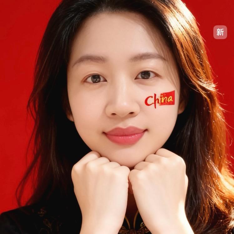杨杨得意ing