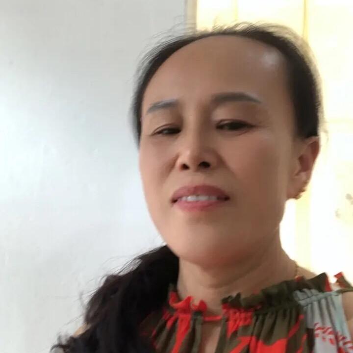 芳情婚介。好居中介。邓方琴（大号）