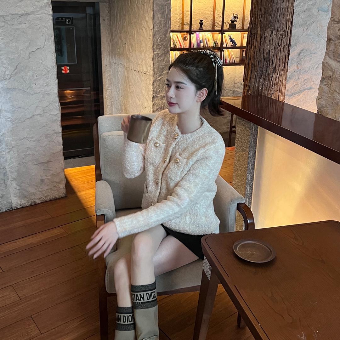 苗朵朵朋友圈