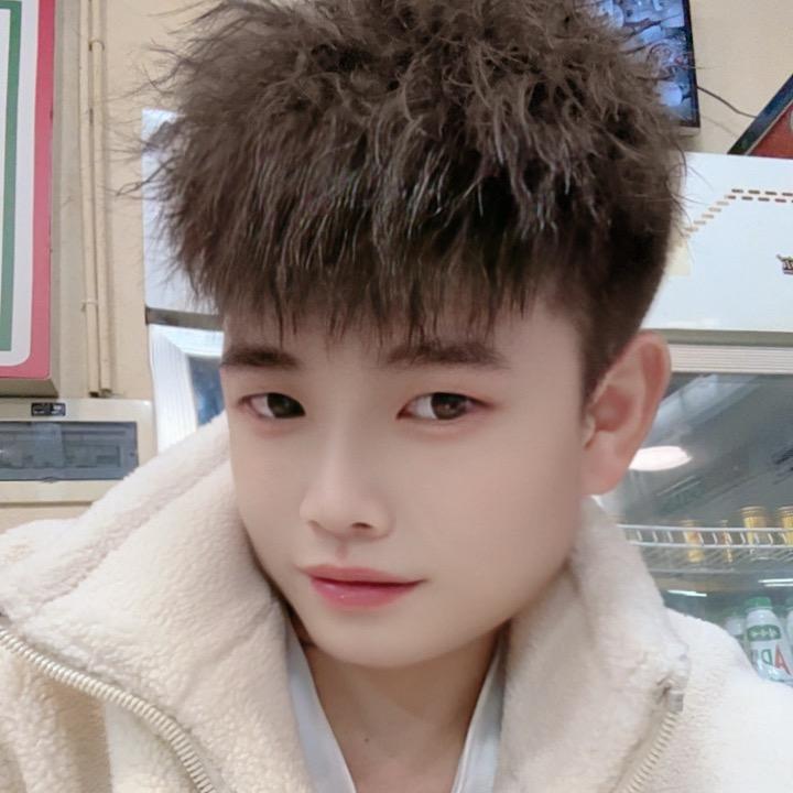 ⛸️轮滑、小张