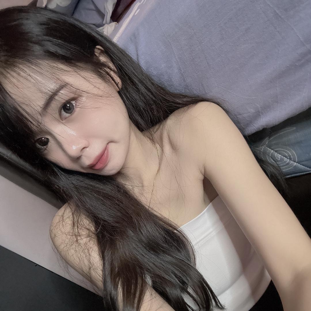 小靖怡·