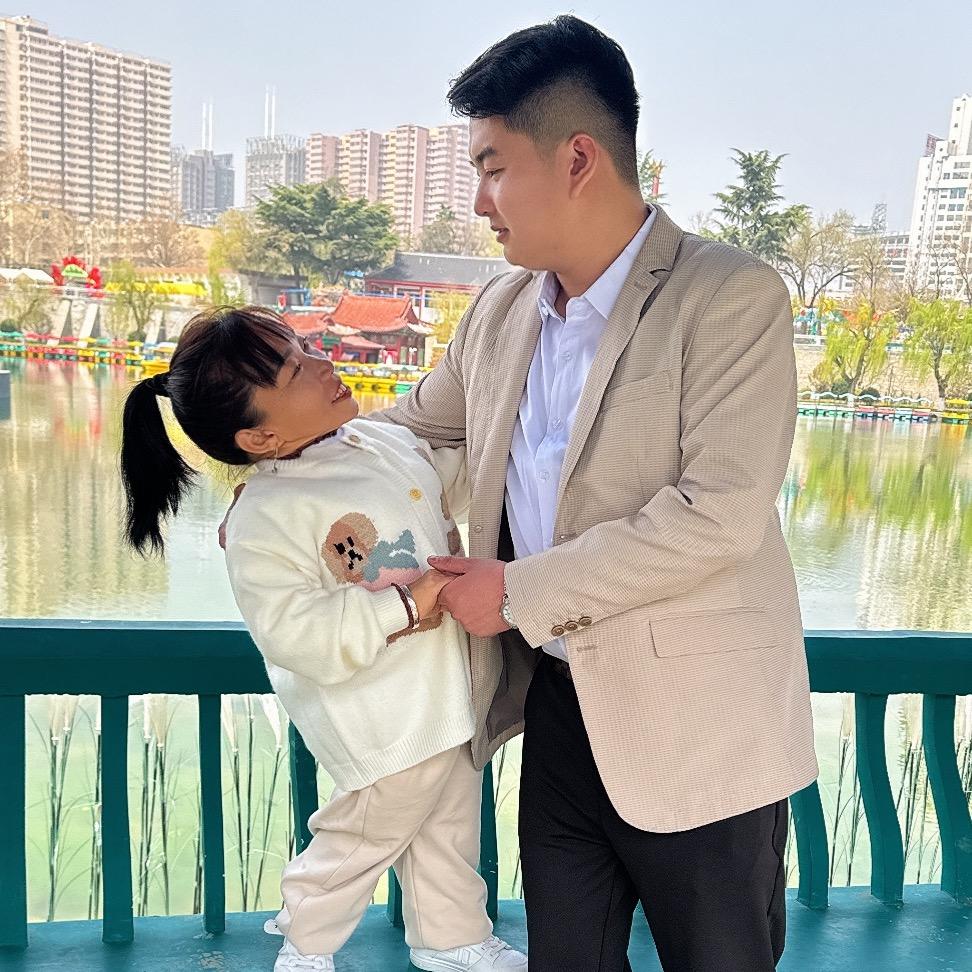 红姐母子1