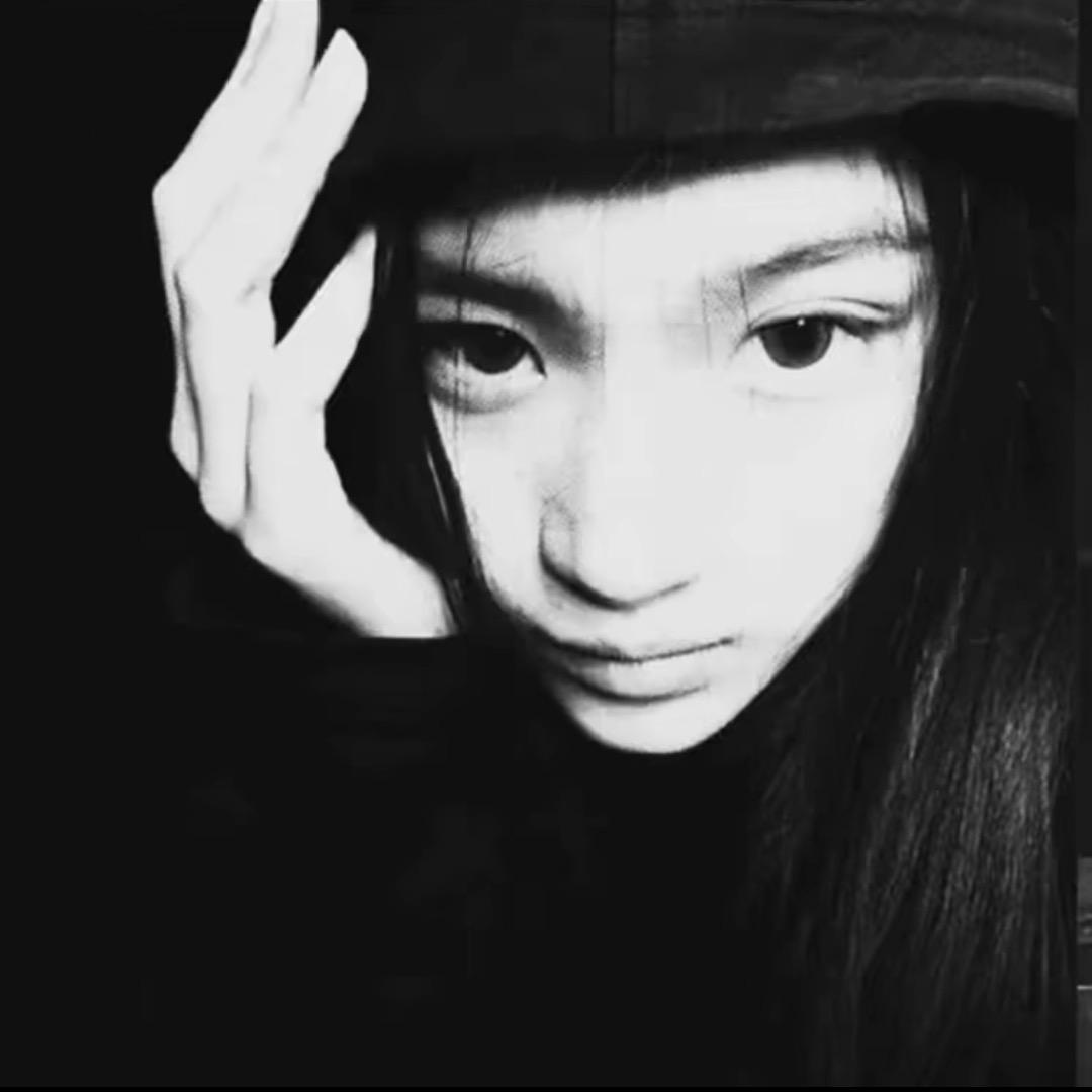 ㅤㅤ      ￴ㅤㅤ