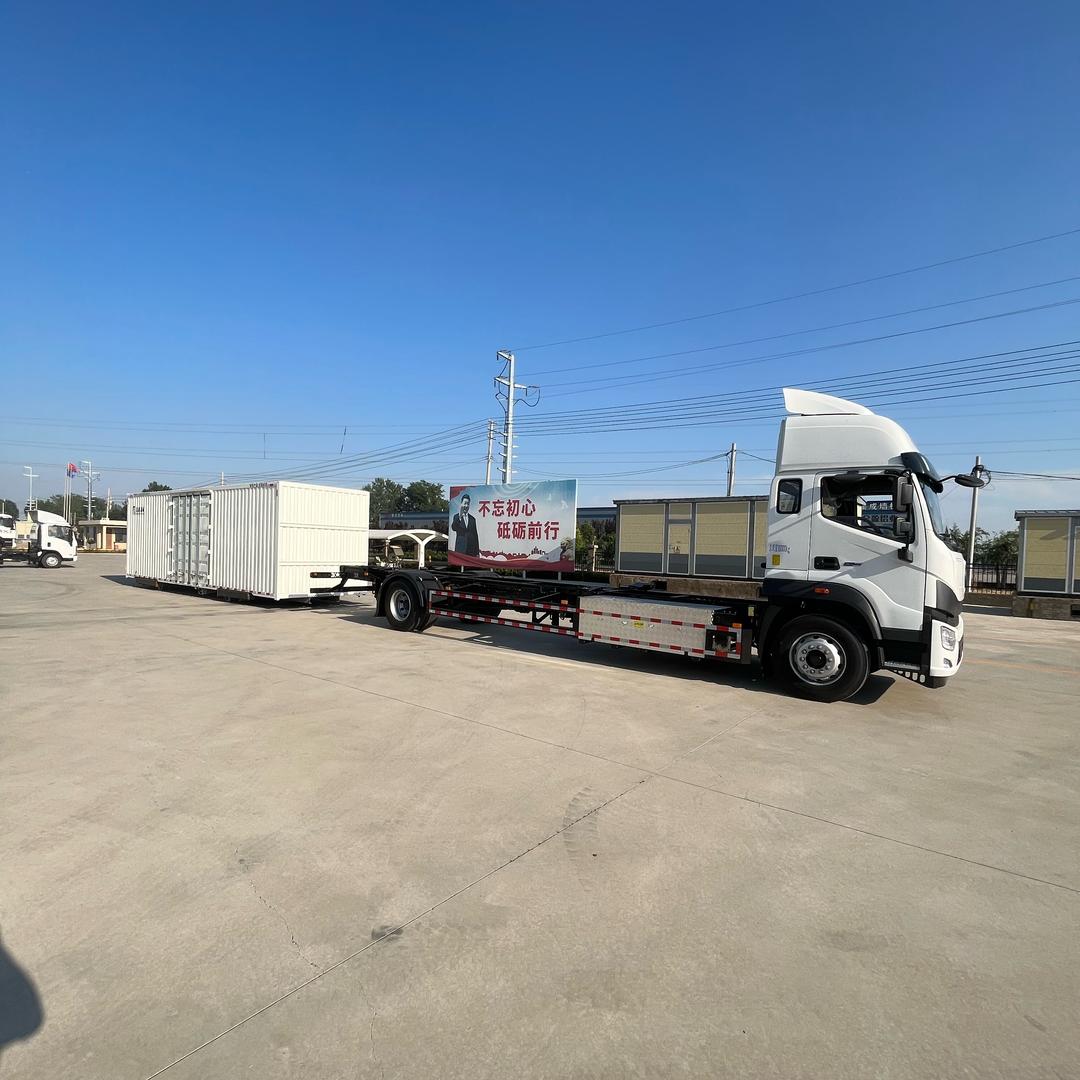 东风鑫达甩厢车厂家小王