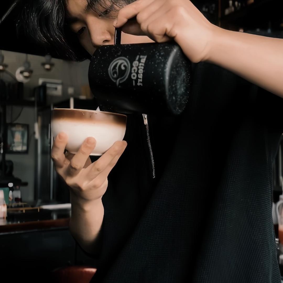 • zhou zhou