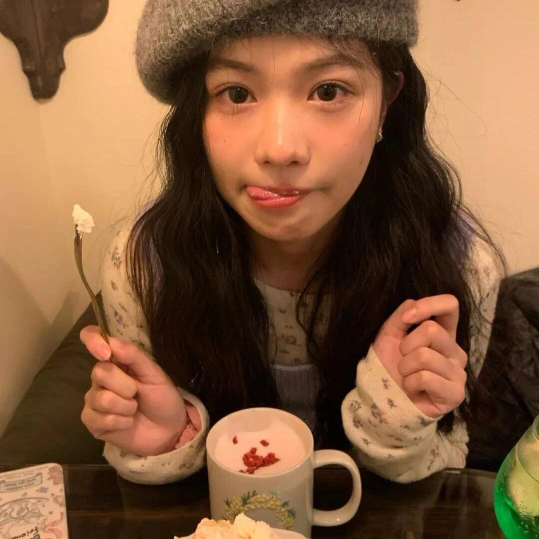 左甜甜.