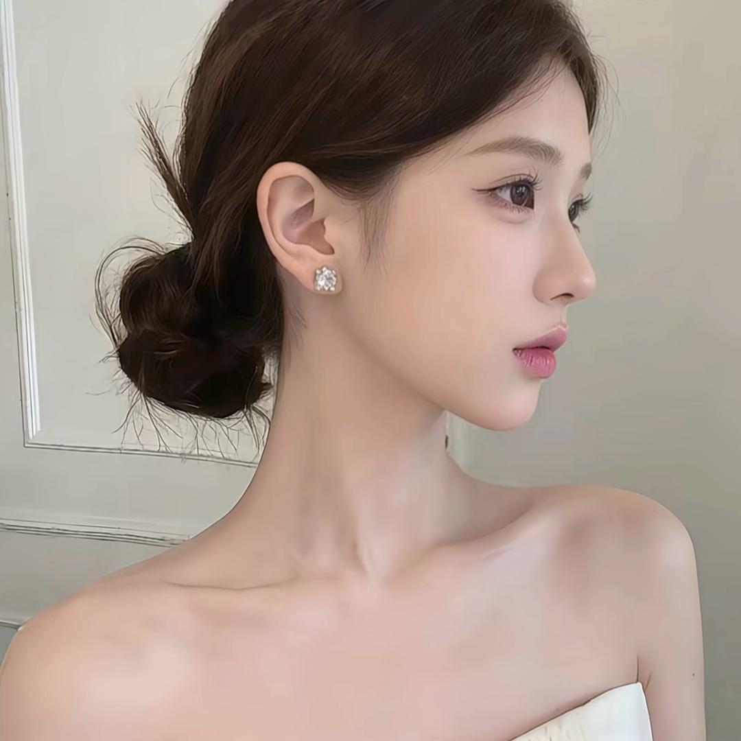 蒽蒽.