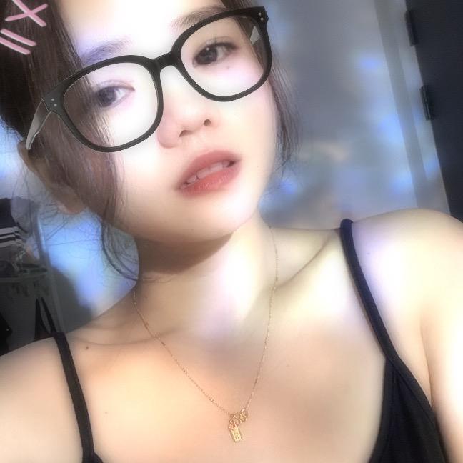 菜依琳