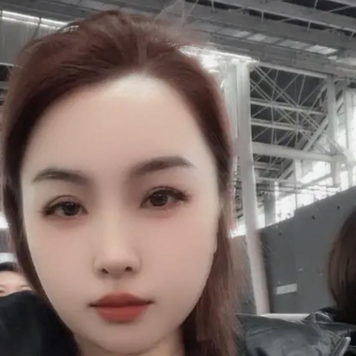 小霞