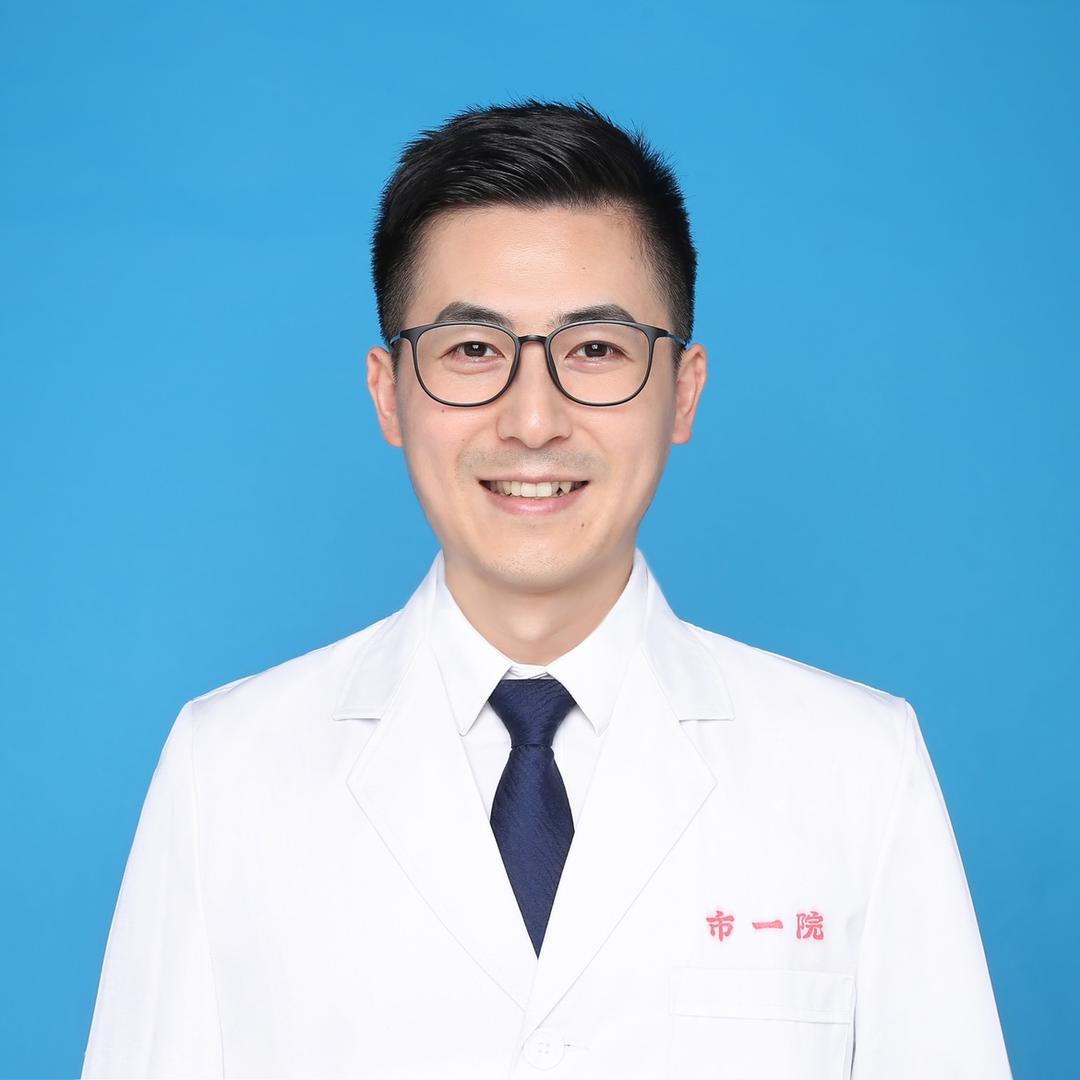 甲状腺乳腺外科朱医生