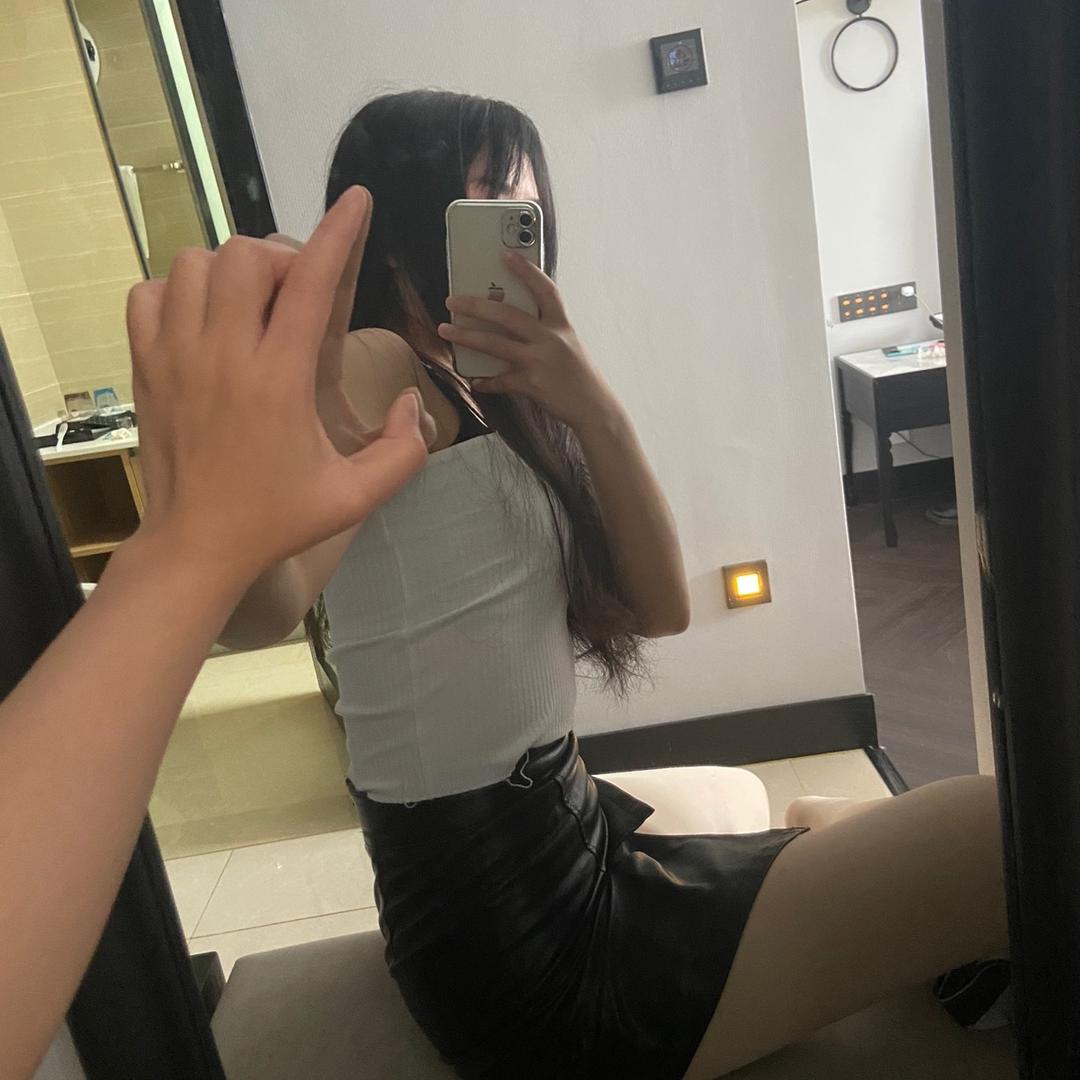 嘟嘴小妹💫