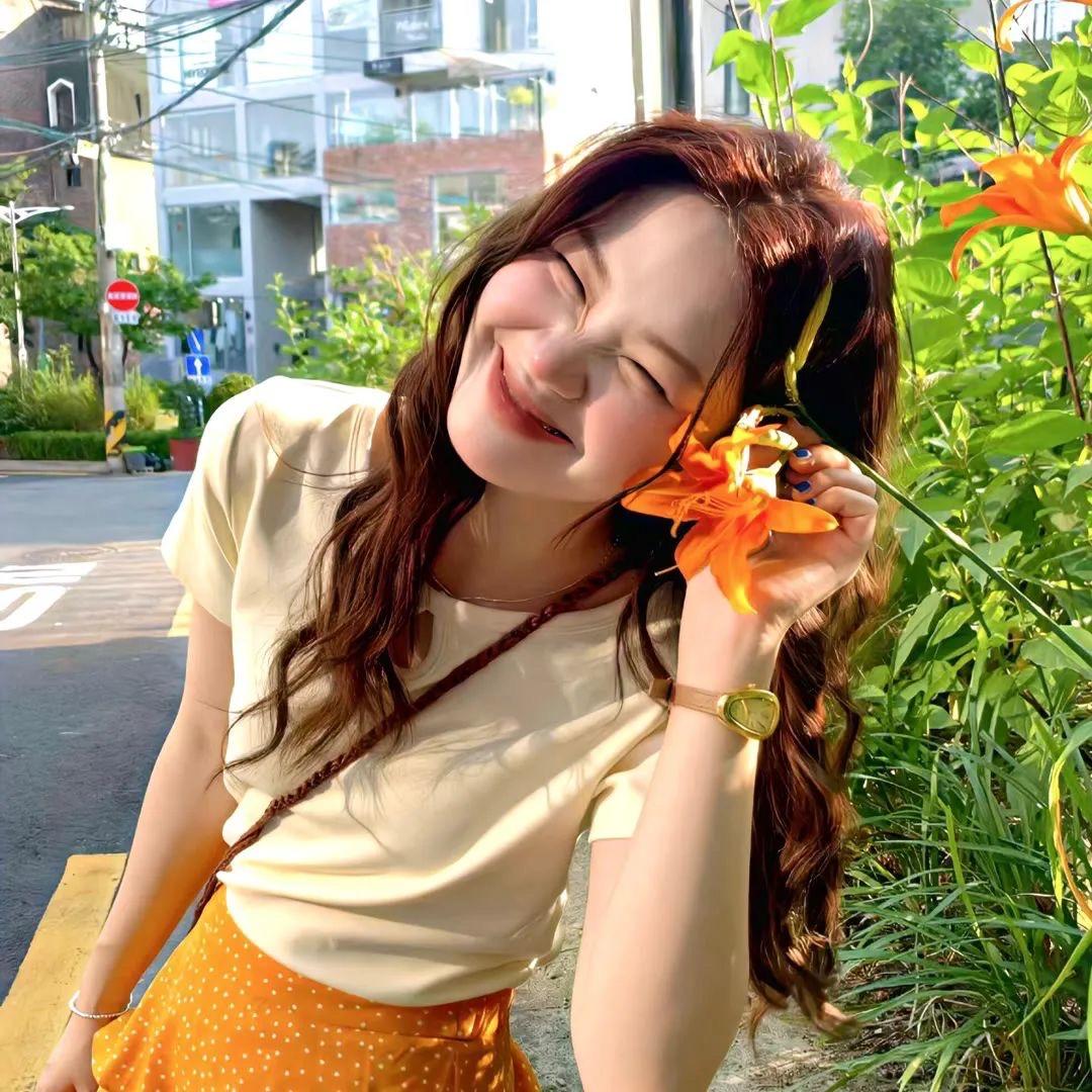 @ 不⁴辣妹好烦~