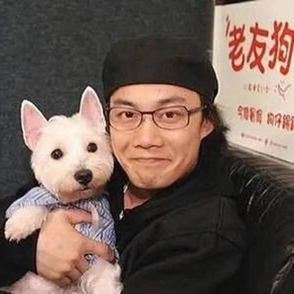 浮夸.
