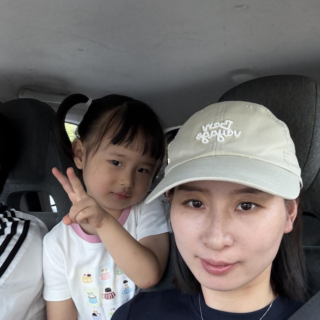 刘元不圆箱包