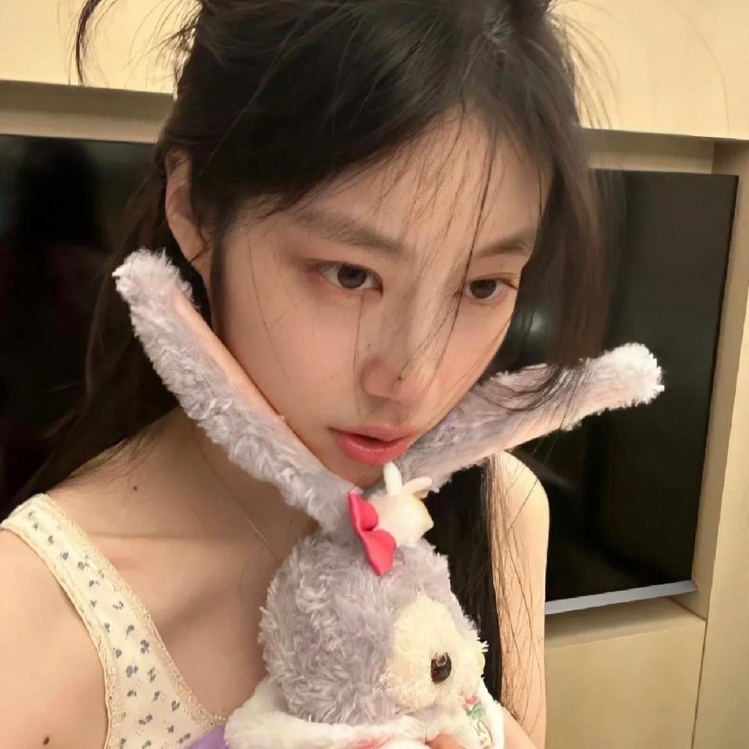 周亦