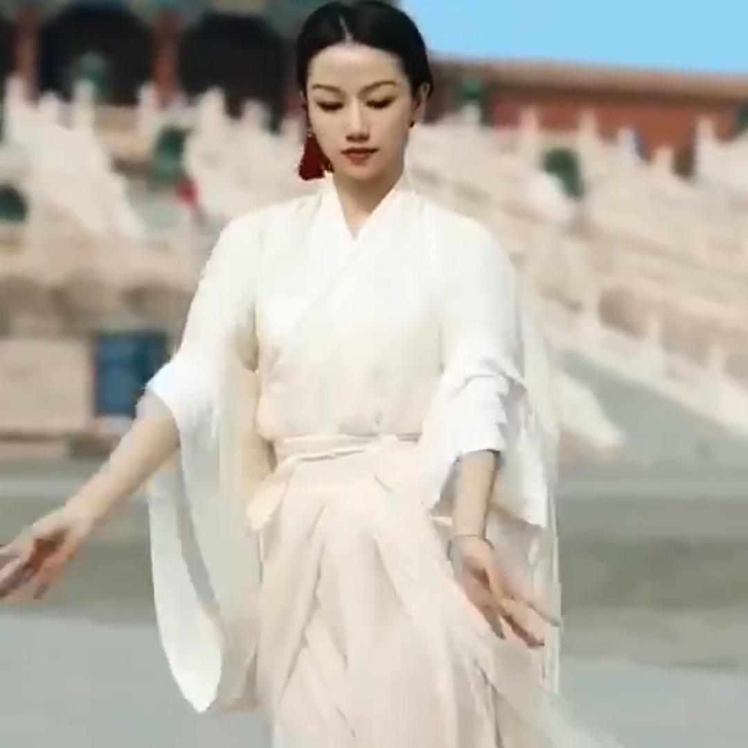 沉默ε=(´o｀)忍住