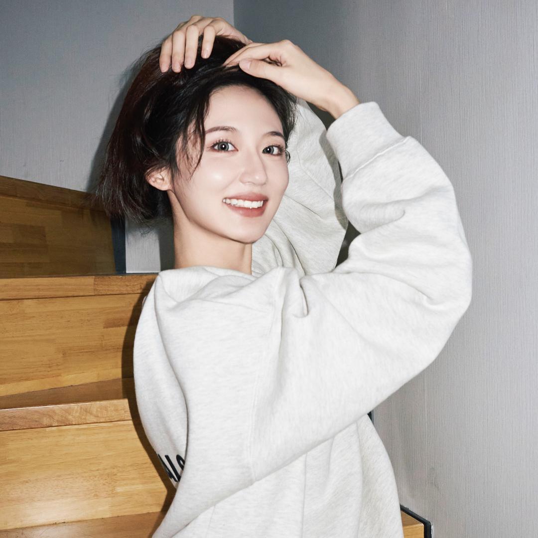 王莫涵_iki