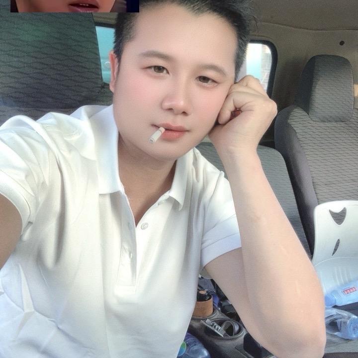 挖機租赁服务部