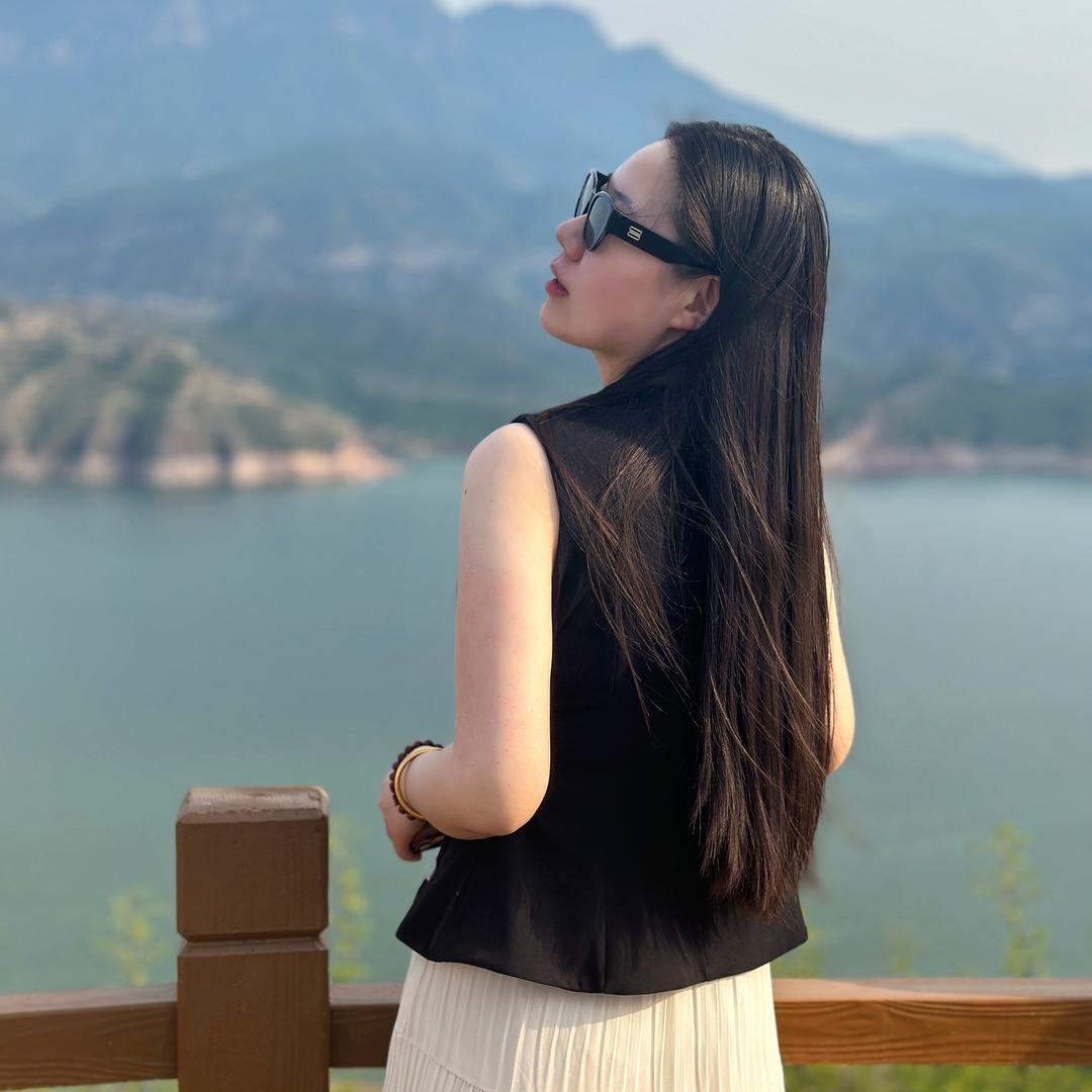 李🇨🇳Liu