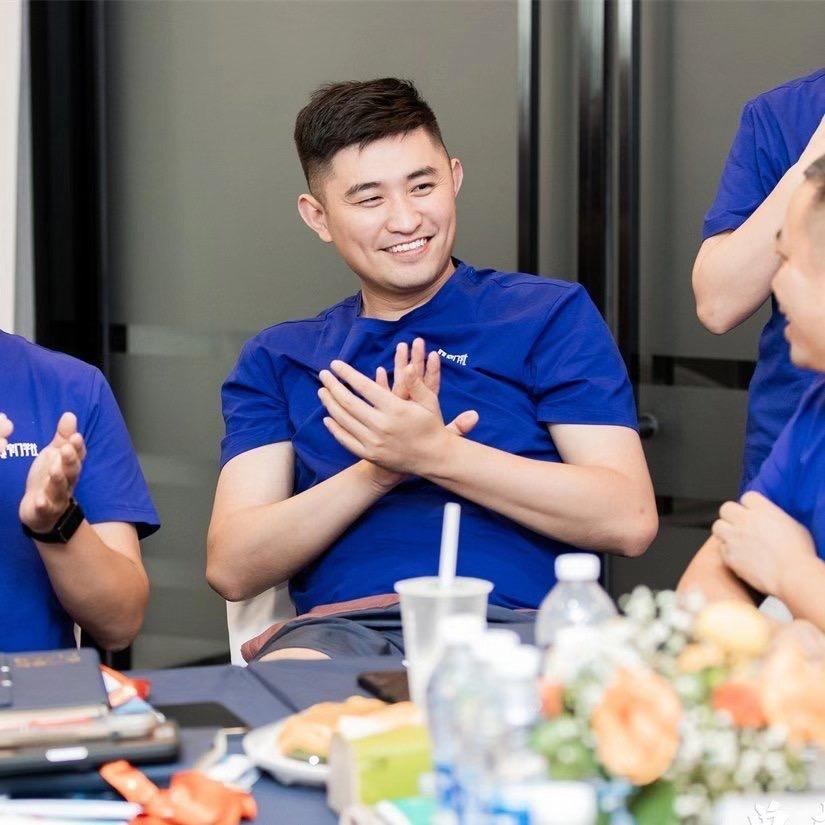 汪汪餐饮流量（本月有课）