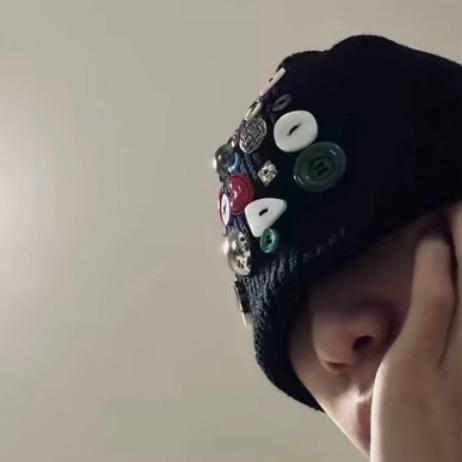 ￴没牵过女的手