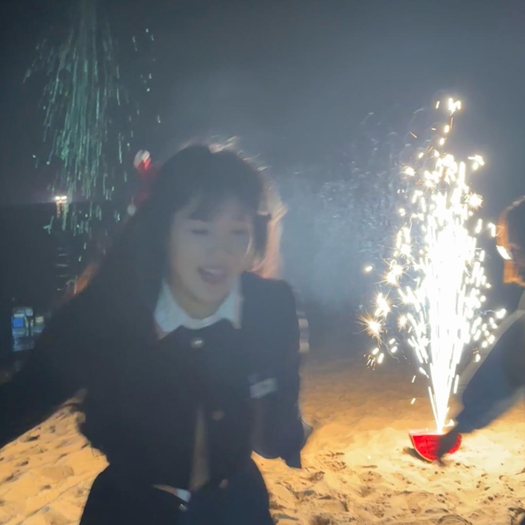 小涵󠀀