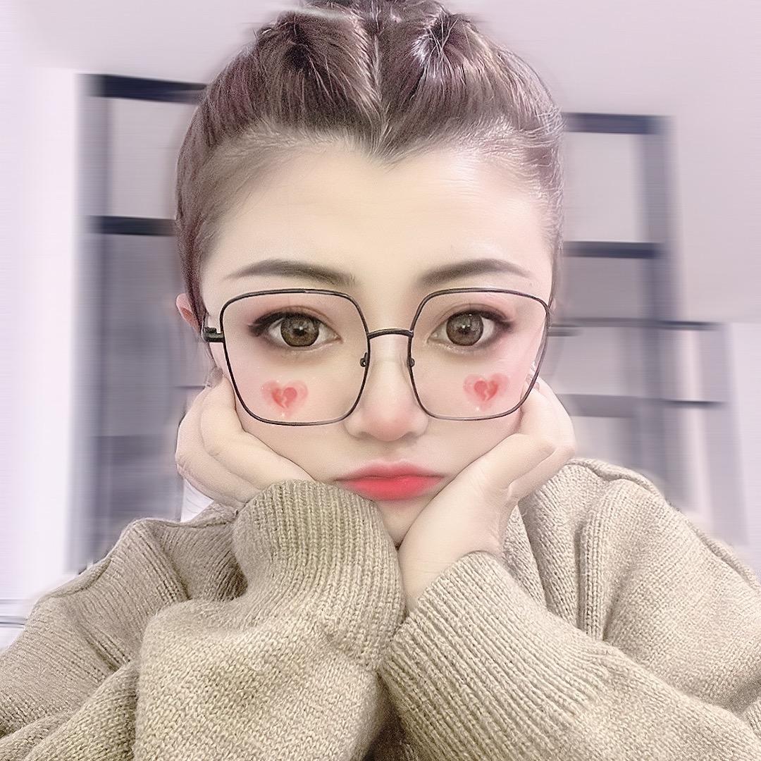 👑喃喃、
