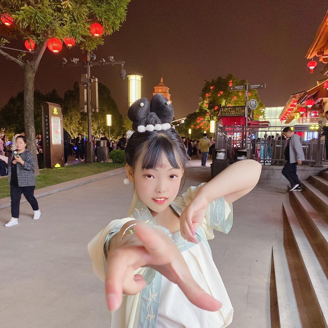 港城嘻嘻