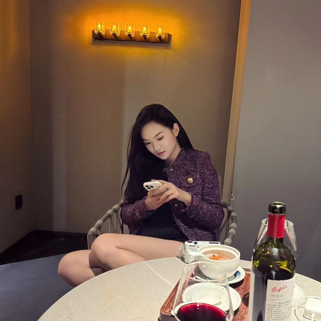 小辣椒_Ella