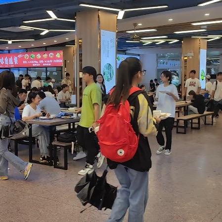 老赵的食堂商业经
