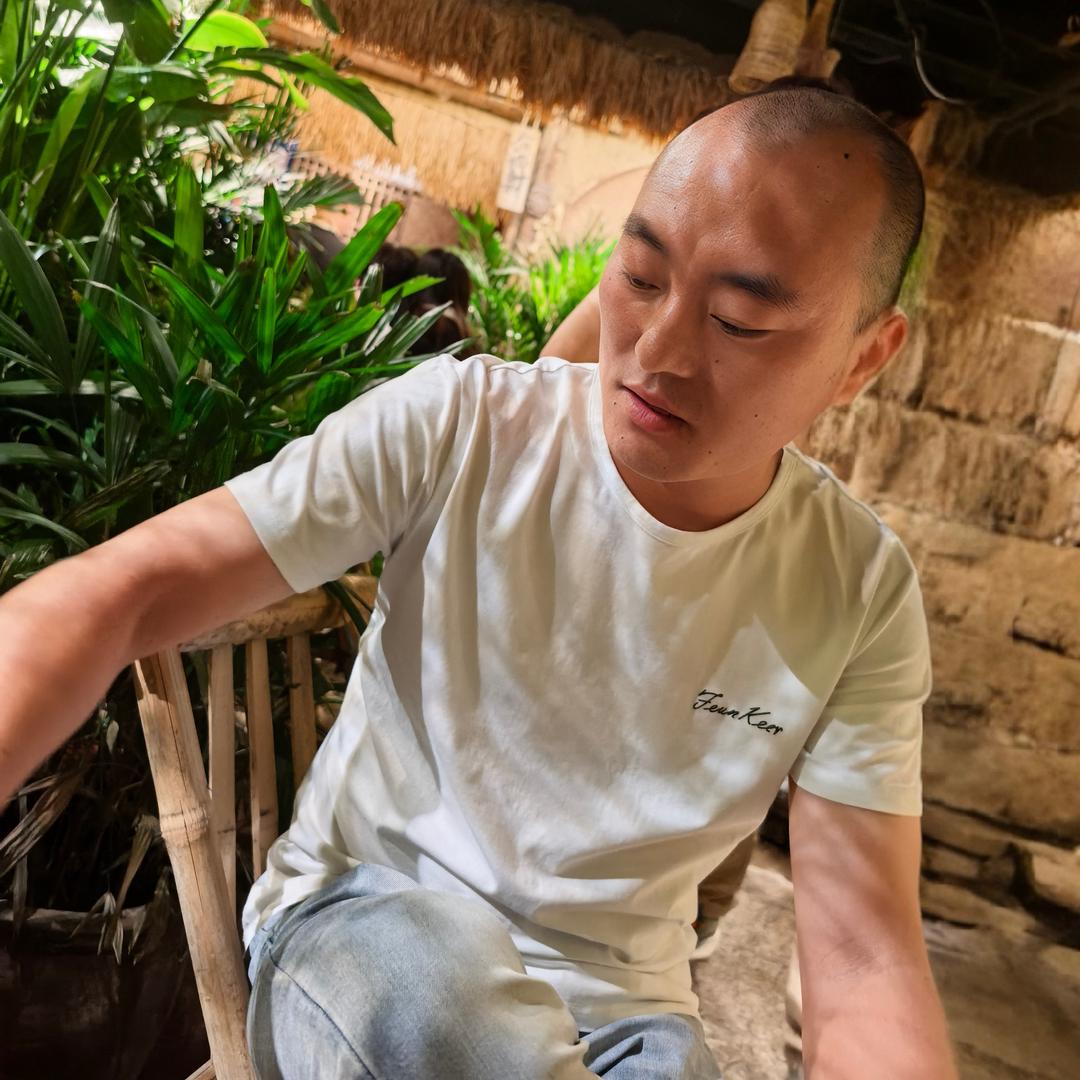 大琨烧烤，传统烤串。