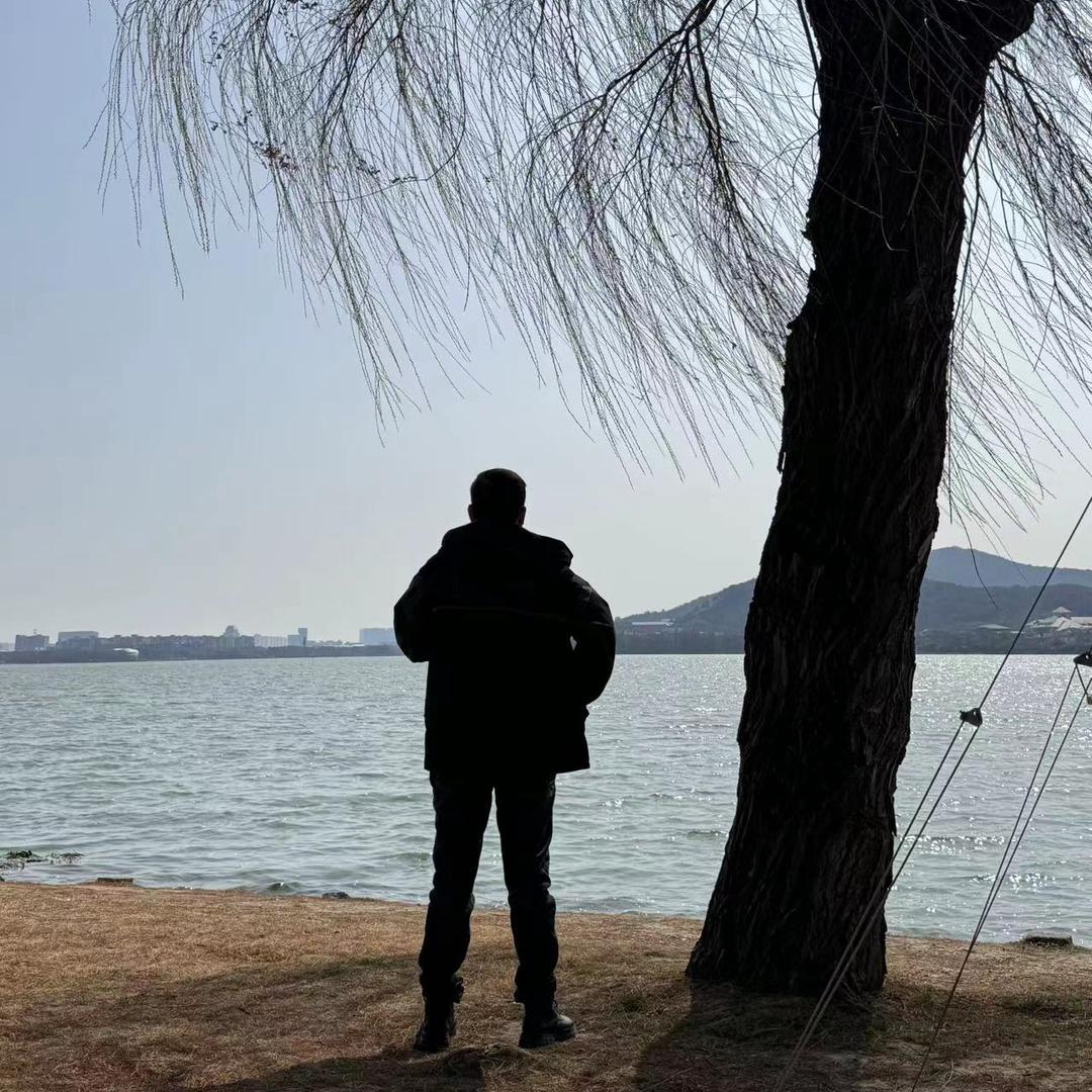 扶我起来钓鱼🎣