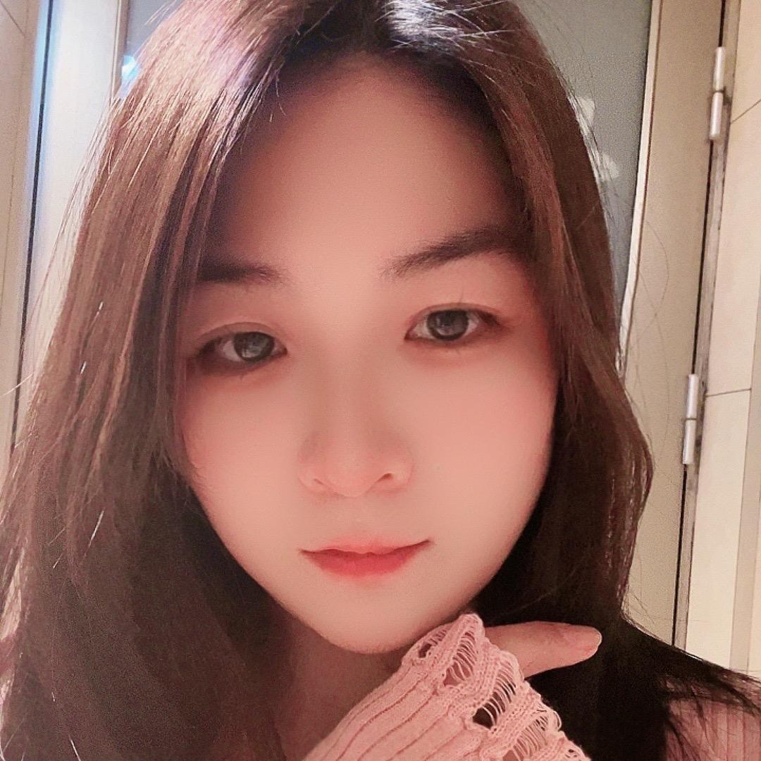 欣欣⭐
