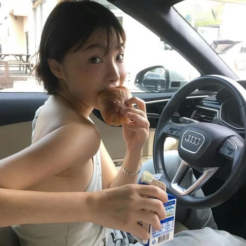 鲸 鱼