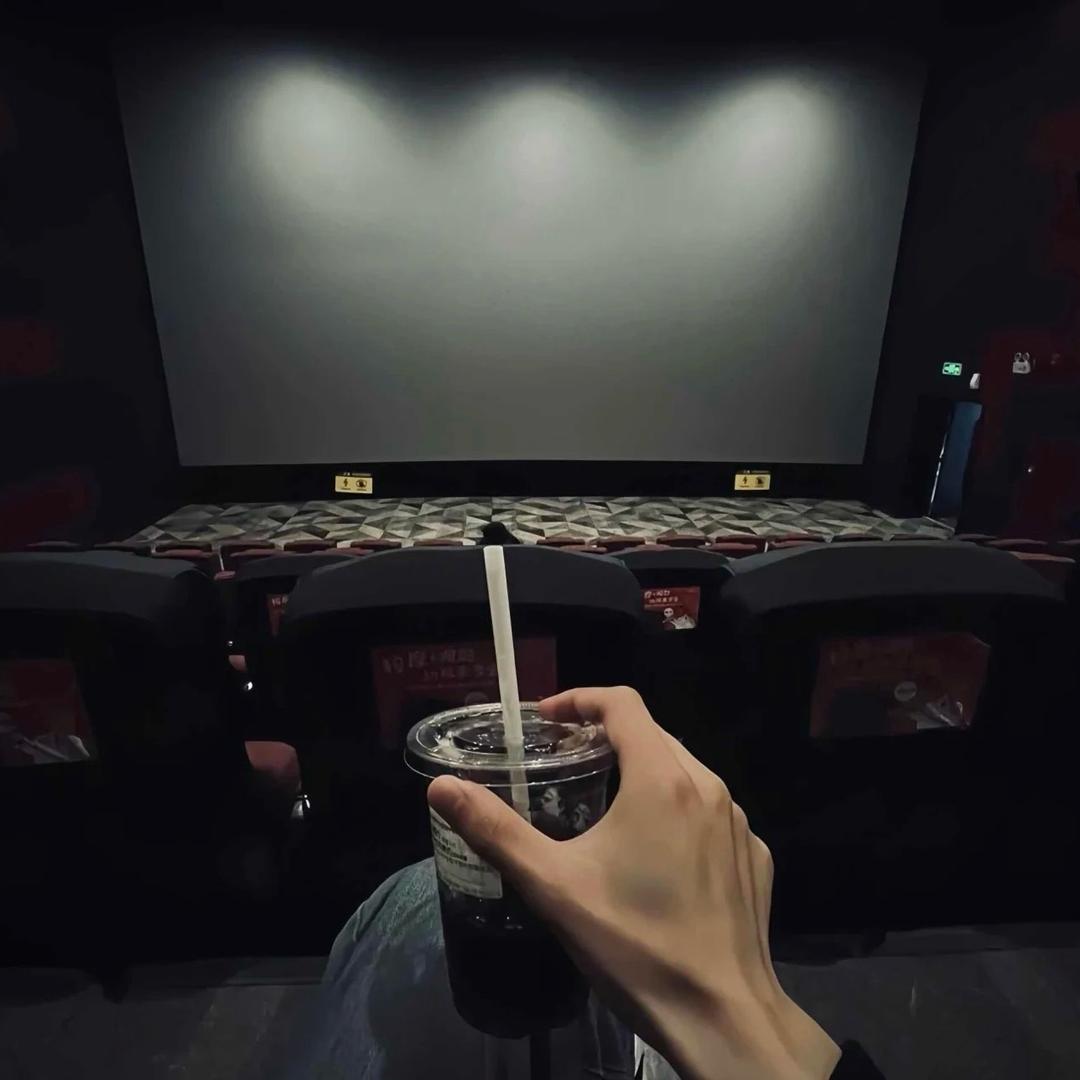 豳